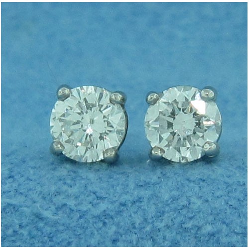 E1187 Diamond Stud Earrings